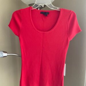 Woman short sleeve red shirt small